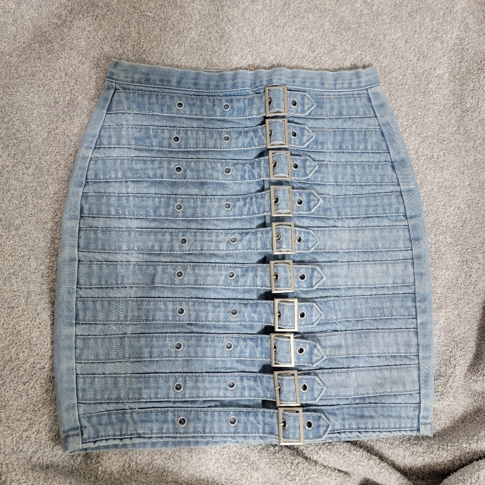 Misguided Buckled Belted Denim Skirt Light Blue Size 2